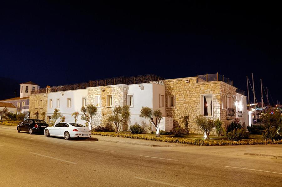 Cesme Marina Konukevi Buitenkant foto
